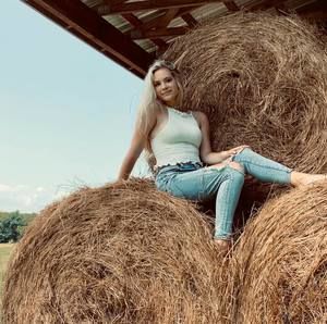 Meet your Posher, Carson